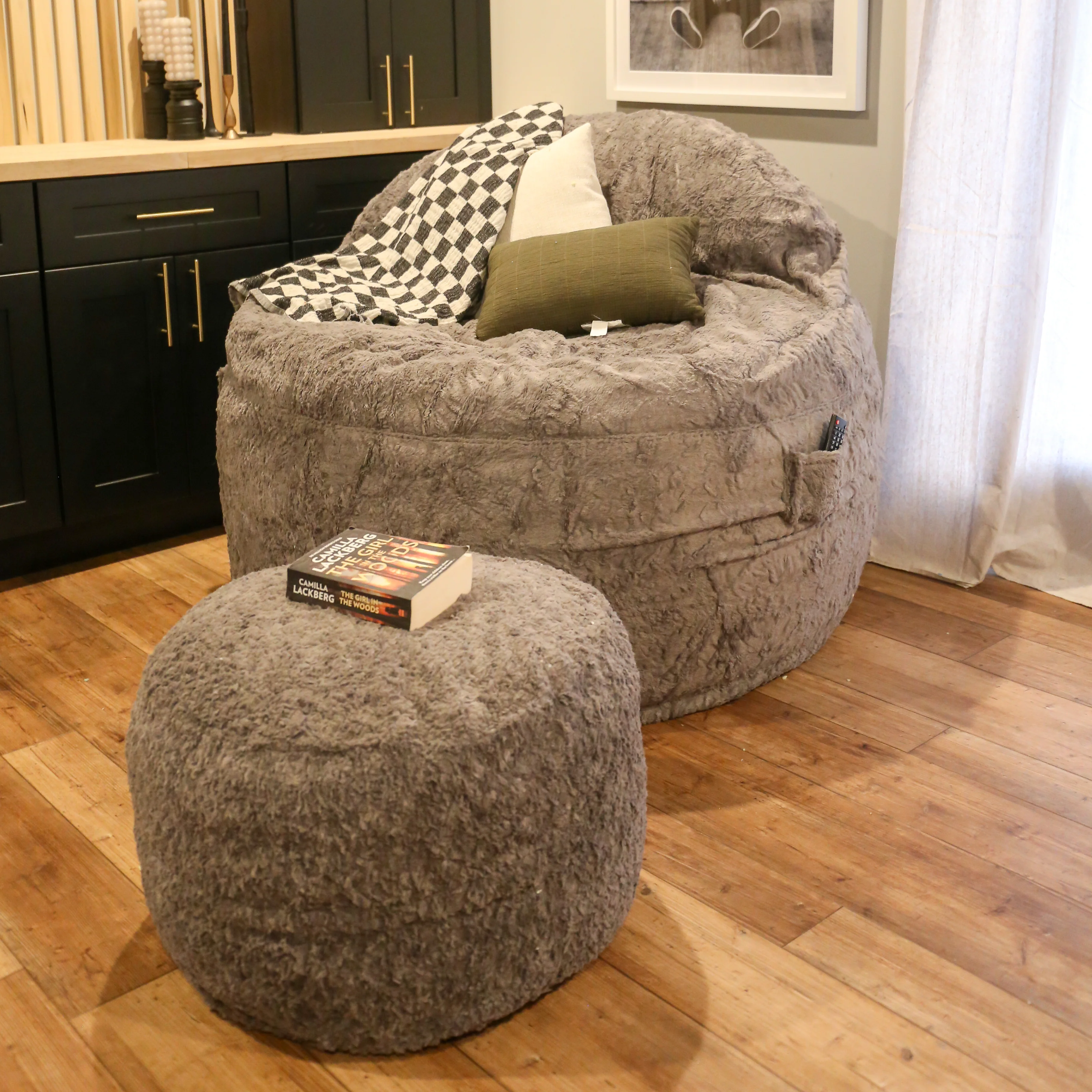 Adult Bean Bag Chair - King - NEST Faux Fur - Image 7