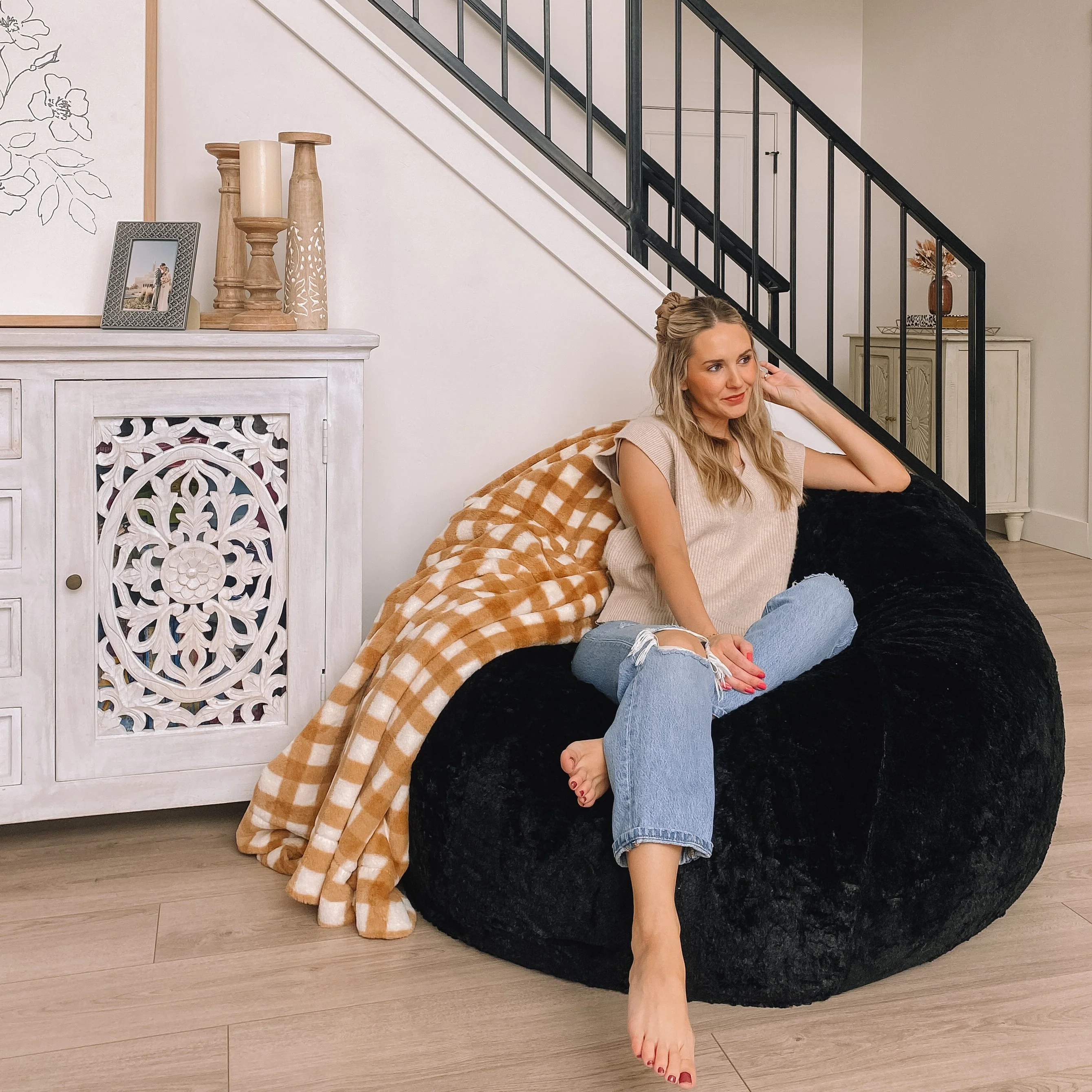 Bean Bag - King - Faux Fur - Image 13