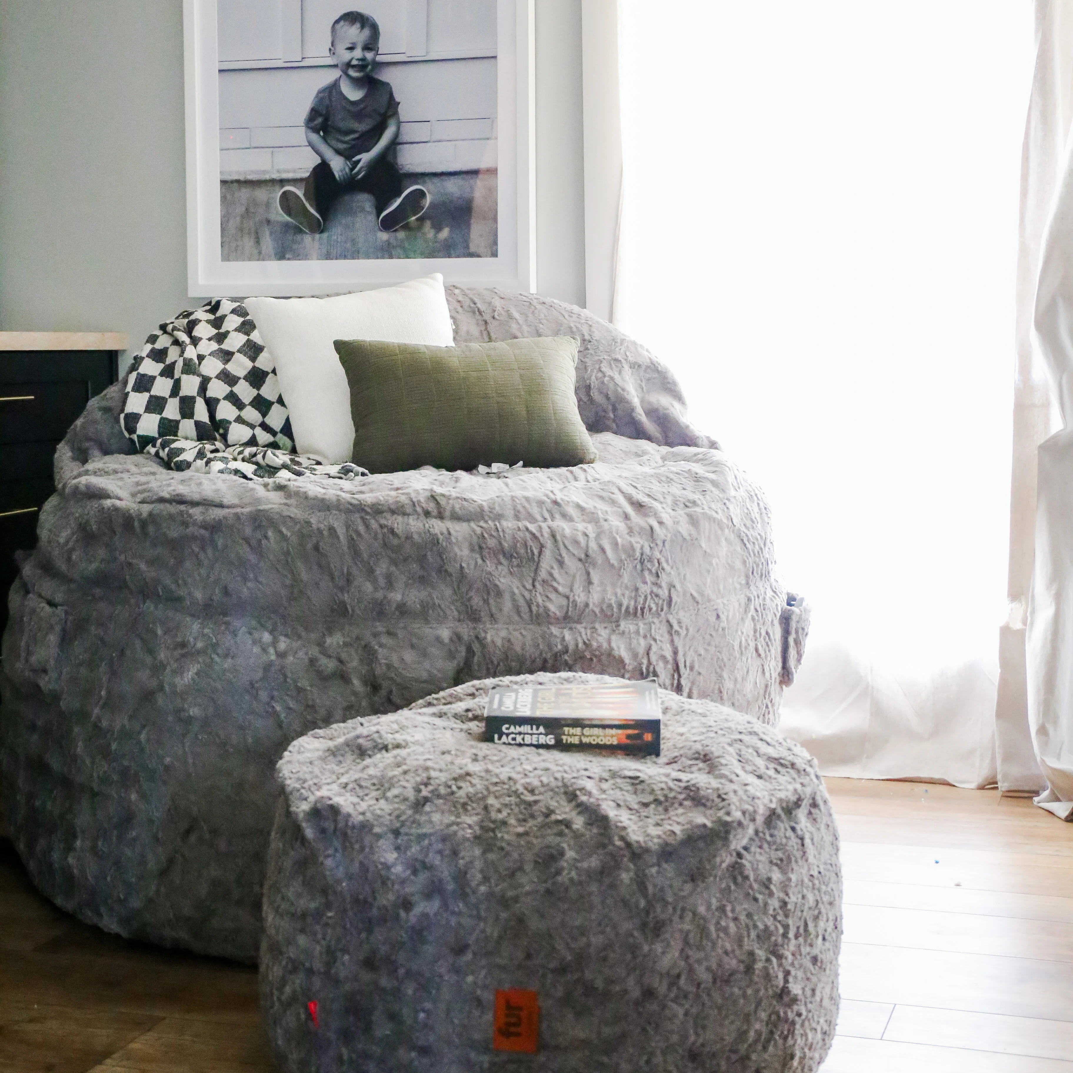 Adult Bean Bag Chair - Queen - NEST Faux Fur - Image 10