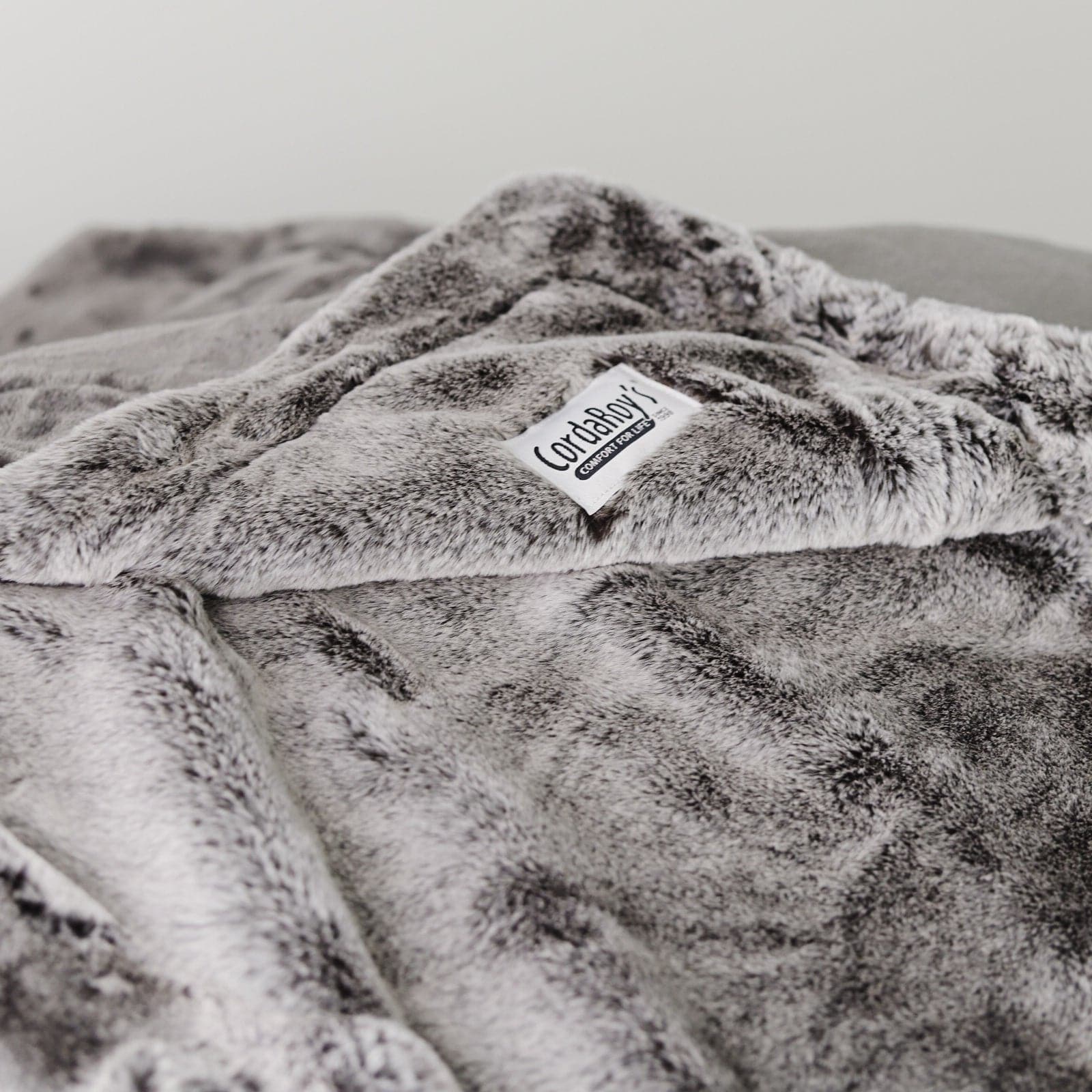 XL Chinchilla Throw Blanket - Image 5