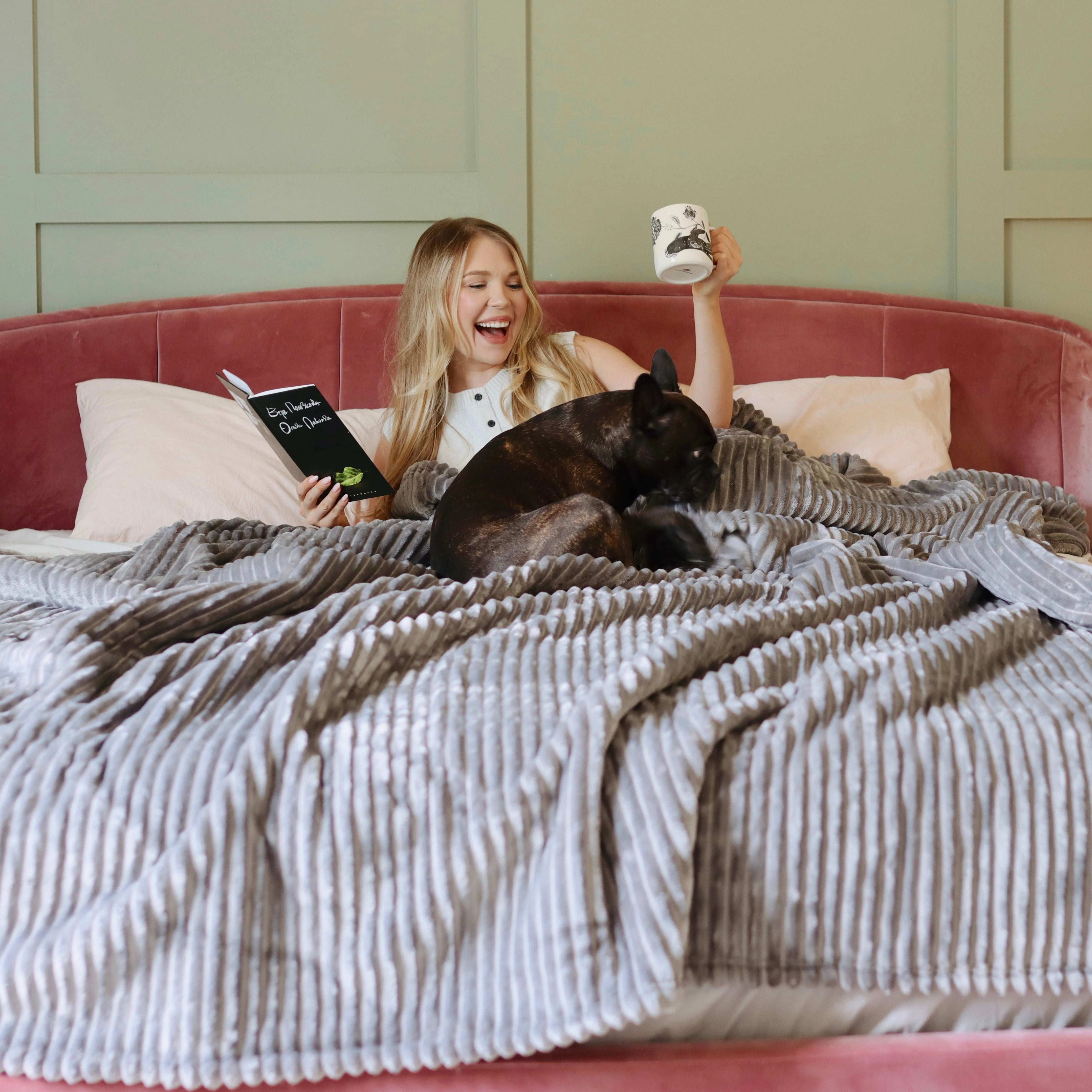 XXL Plush Corduroy Blanket - Image 18