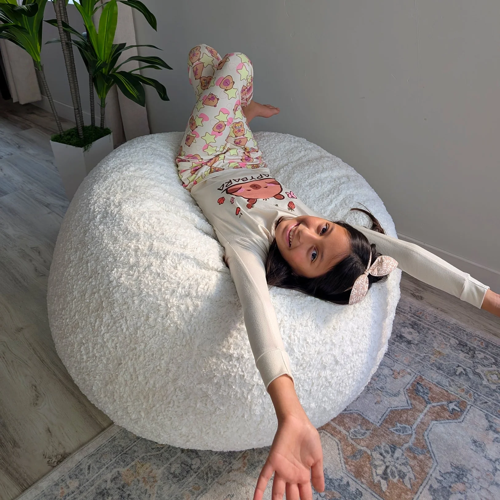 Bean Bag - Youth - Faux Fur - Image 3